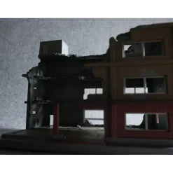 1/144 DCM03 Dio-Com Destroyed Building B
