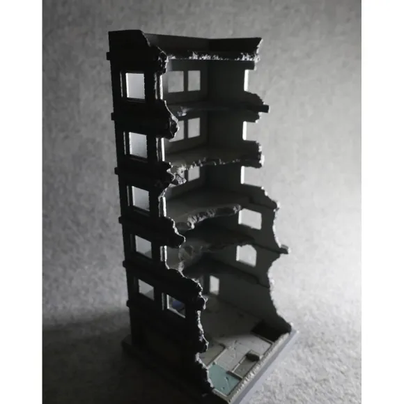 1/144 DCM02 Dio-Com Destroyed Building A