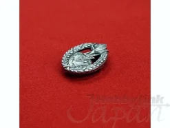 Descending Operation Pin Badge