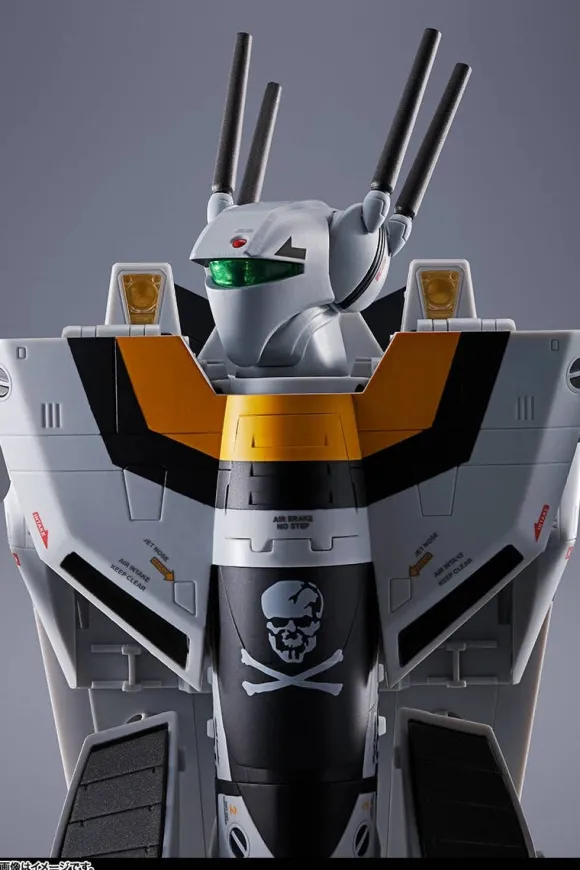 DX Chogokin First Limited Edition VF-1S Valkyrie Roy Focker Special
