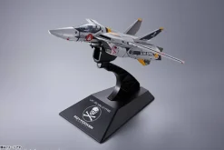 DX Chogokin First Limited Edition VF-1S Valkyrie Roy Focker Special