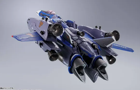 DX Chogokin VF-25G Super Messiah Valkyrie (Michael Blanc's Fighter) Revival Ver.