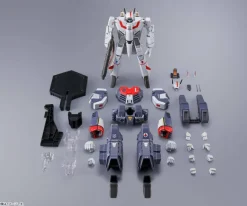 DX Chogokin VF-1J Armored Valkyrie (Hikaru Ichijo)