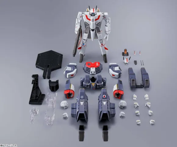 DX Chogokin VF-1J Armored Valkyrie (Hikaru Ichijo)