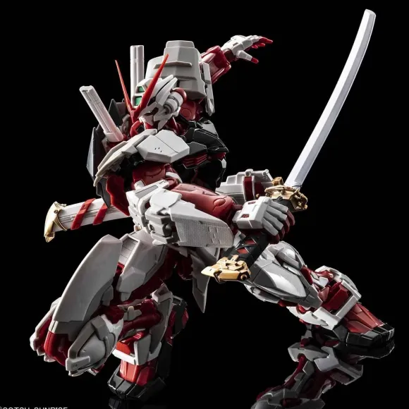 1/100 Hi-Resolution Model Gundam Astray Red Frame
