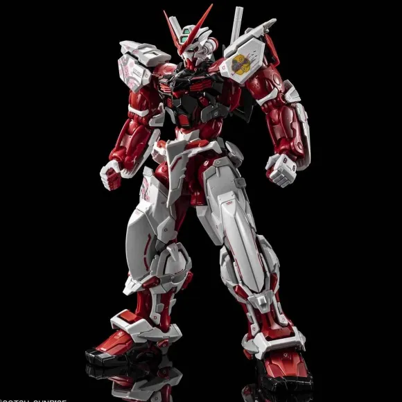 1/100 Hi-Resolution Model Gundam Astray Red Frame