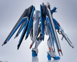 METAL ROBOT Damashii (SIDE MS) Rising Freedom Gundam