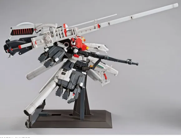 1/100 MG Deep Striker (Gundam Sentinel)