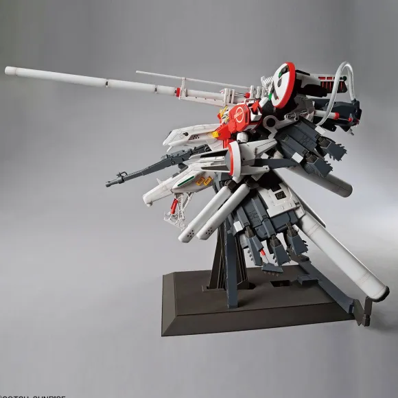 1/100 MG Deep Striker (Gundam Sentinel)