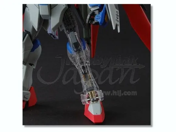 1/100 MG Destiny Gundam w/Special Clear Armor Parts