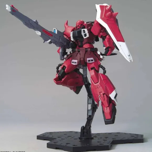1/100 MG Gunner Zaku Warrior (Lunamaria Hawke Use)