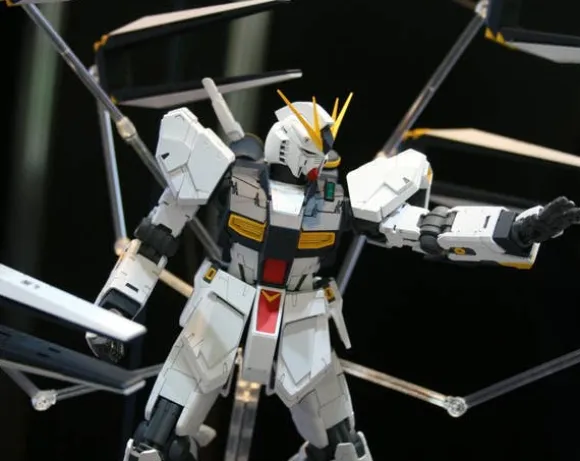 1/100 MG Nu Gundam Ver.KA