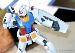 1/100 MG RX-78-2 Gundam Ver.2.0