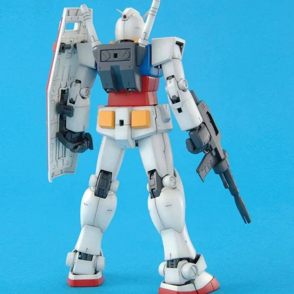 1/100 MG RX-78-2 Gundam Ver.2.0