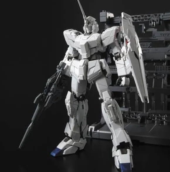 1/100 MG Unicorn Gundam HD Color + MS Cage