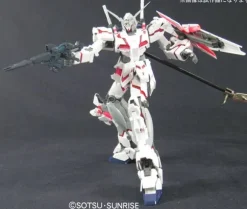 1/100 MG Unicorn Gundam HD Color + MS Cage