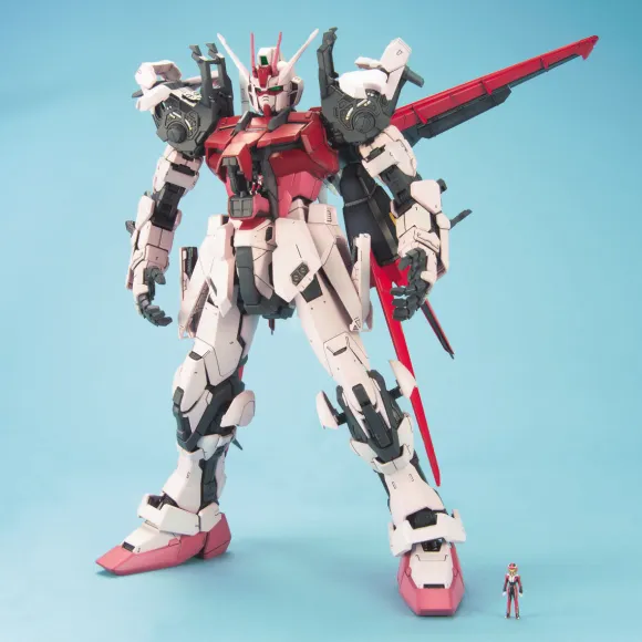 1/60 Perfect Grade Strike Rouge + Skygrasper