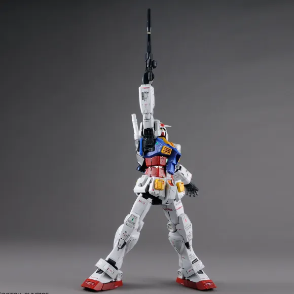 1/60 PG Unleashed RX-78-2 Gundam