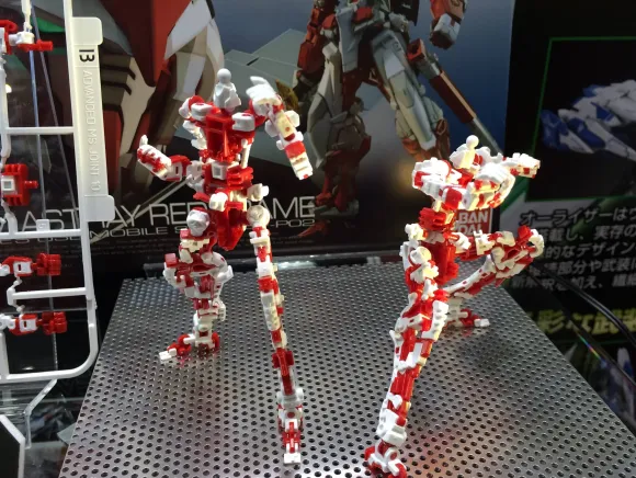 1/144 RG Gundam Astray Red Frame