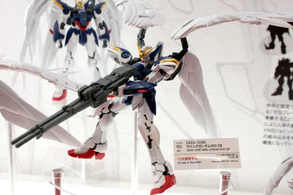 1/144 RG Wing Gundam Zero EW