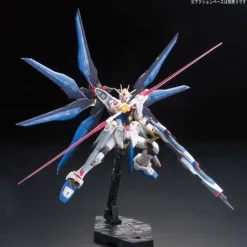 1/144 RG ZGMF-X20A Strike Freedom Gundam