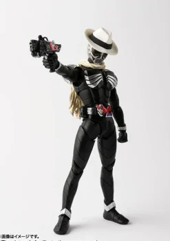 S.H.Figuarts (Shinkocchou Seihou) Kamen Rider Skull