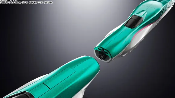 Soul of Chogokin GX-115 Shinkansen Transforming Robot Shinkalion E5 Hayabusa