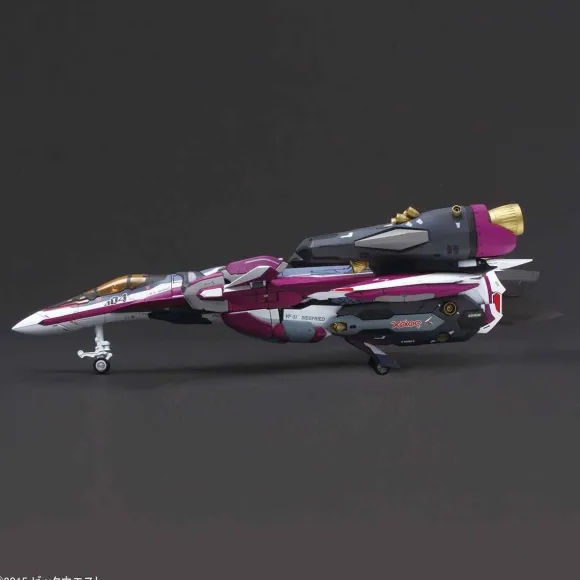 1/72 VF-31C Super Siegfried (Mirage Farina Jenius)