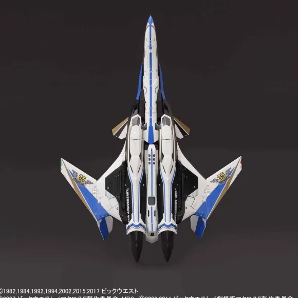 1/72 VF-31J Siegfried (Macross 35th Anniversary Painting)