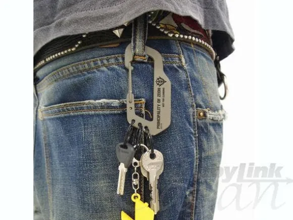 Zeon Military Carabiner